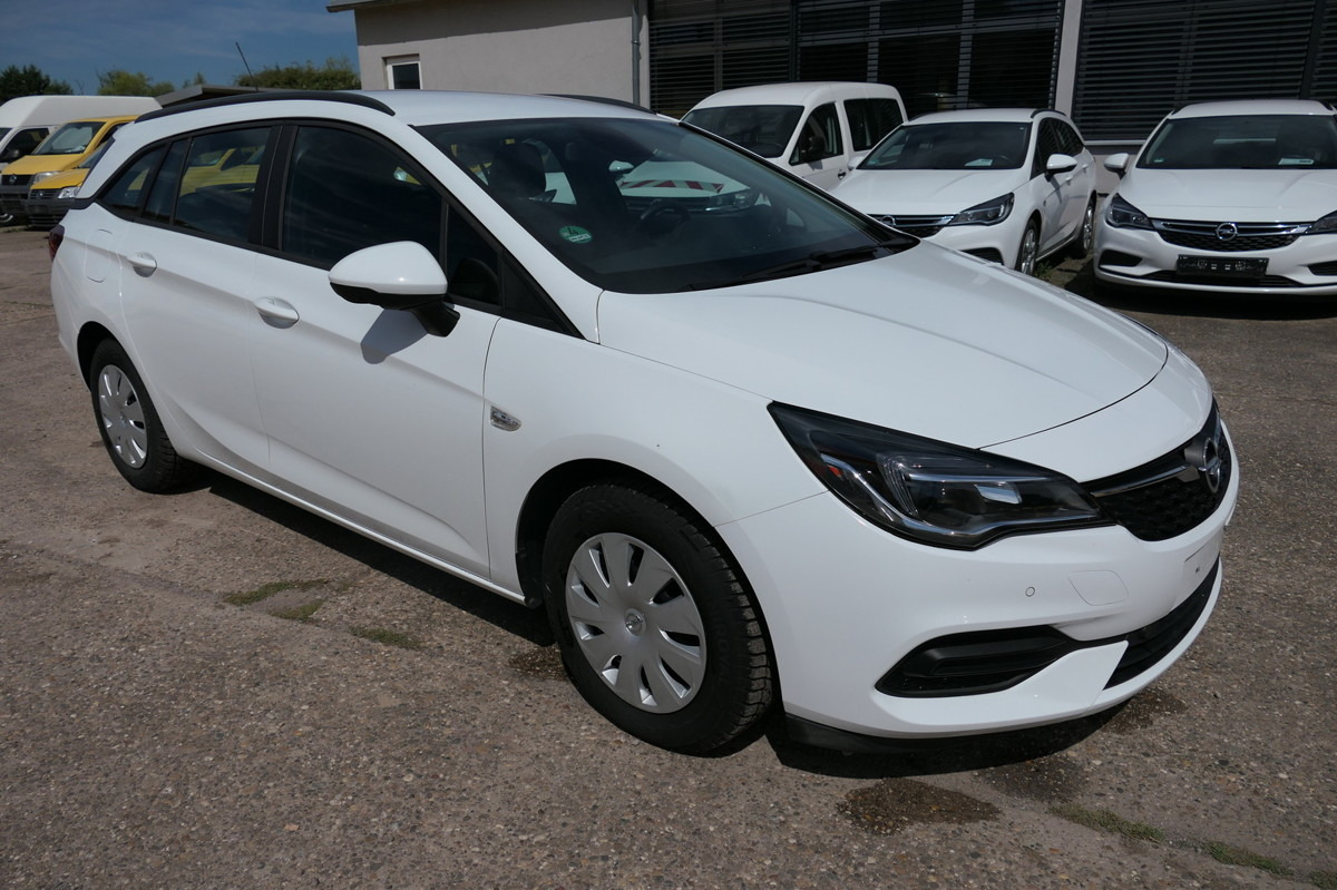 OPEL Astra Sports Tourer 1.5 CDTI KLIMA - Универсал: фото 1 OPEL Astra Sports Tourer 1.5 CDTI KLIMA - Универсал: фото 1