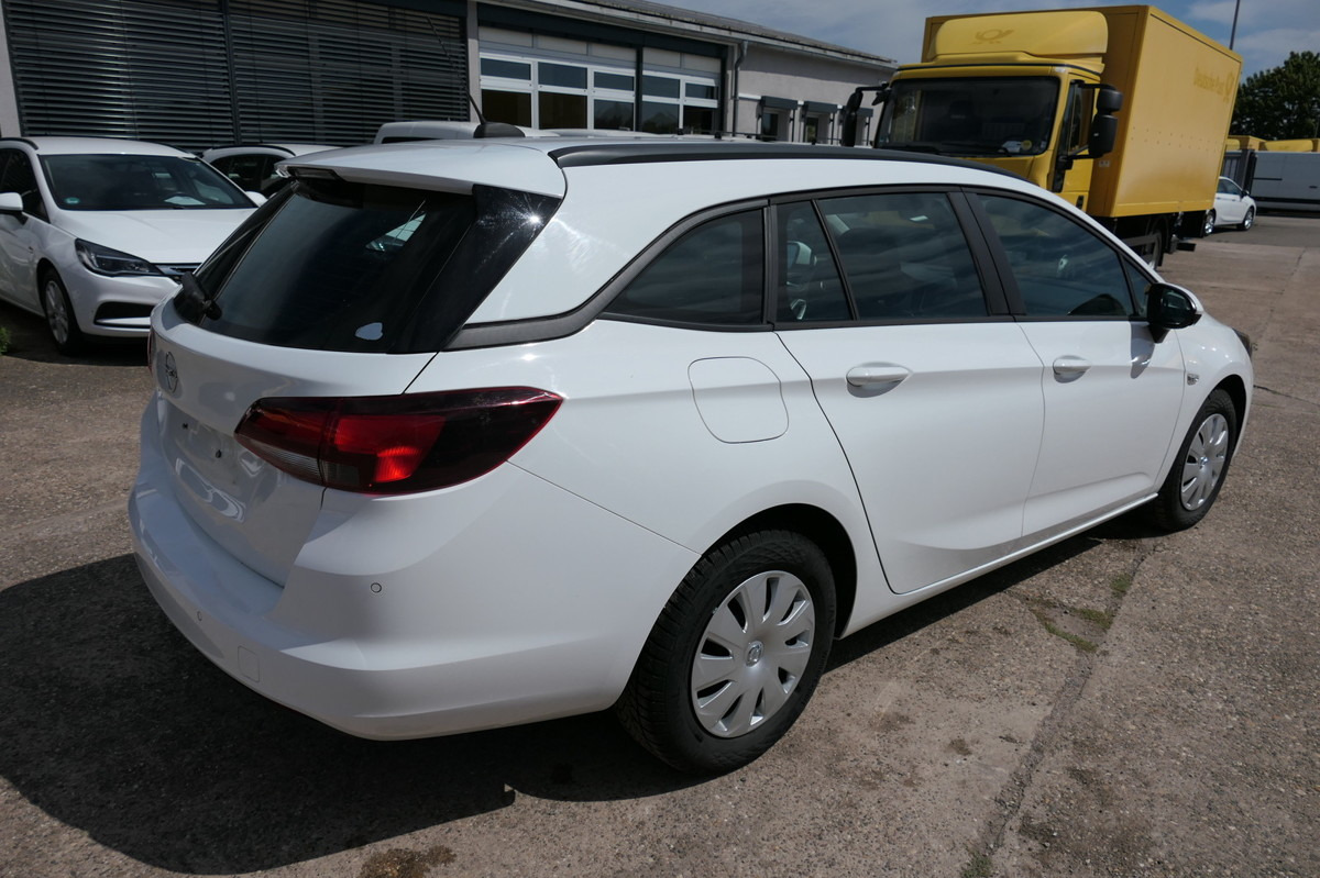 OPEL Astra Sports Tourer 1.5 CDTI KLIMA - Универсал: фото 3 OPEL Astra Sports Tourer 1.5 CDTI KLIMA - Универсал: фото 3