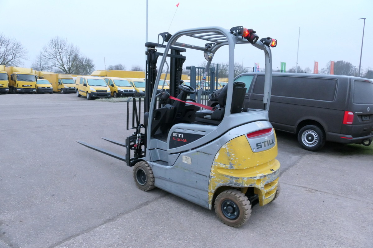 STILL RX 20-18P/H 4-RAD Lange Gabeln - Мобильный вилочный погрузчик: фото 3 STILL RX 20-18P/H 4-RAD Lange Gabeln - Мобильный вилочный погрузчик: фото 3