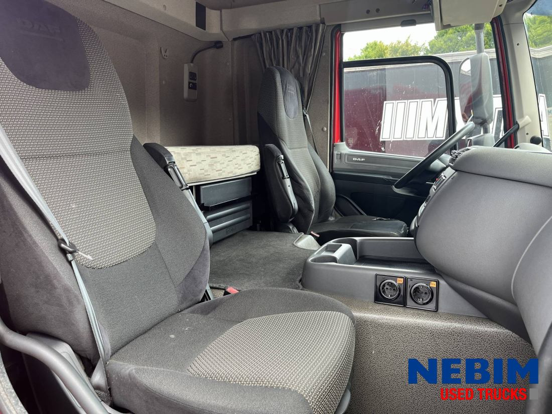 DAF CF 400 4X2 + Wecon Trailer - Грузовик с закрытым кузовом: фото 4 DAF CF 400 4X2 + Wecon Trailer - Грузовик с закрытым кузовом: фото 4