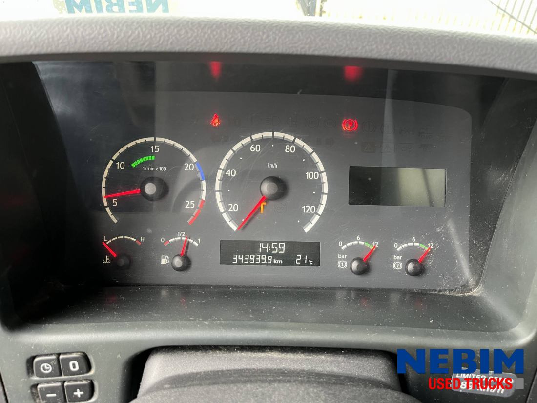 Scania P270 343.938km - 3 front seats - Грузовик с закрытым кузовом: фото 5 Scania P270 343.938km - 3 front seats - Грузовик с закрытым кузовом: фото 5