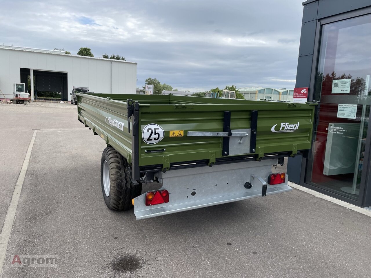 Fliegl EDK 60 FOX - Сельскохозяйственный прицеп-самосвал: фото 4 Fliegl EDK 60 FOX - Сельскохозяйственный прицеп-самосвал: фото 4