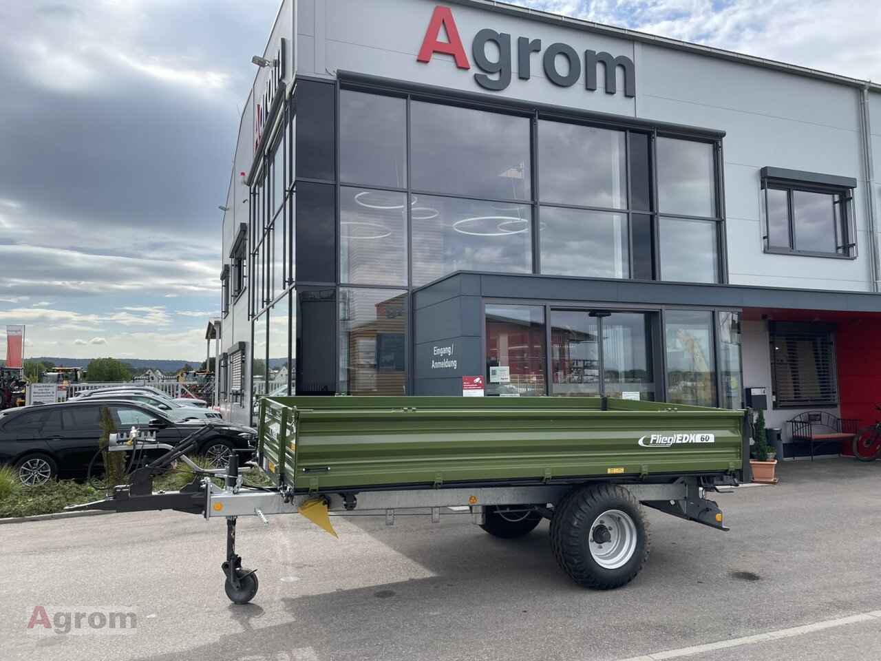 Fliegl EDK 60 FOX - Сельскохозяйственный прицеп-самосвал: фото 1 Fliegl EDK 60 FOX - Сельскохозяйственный прицеп-самосвал: фото 1