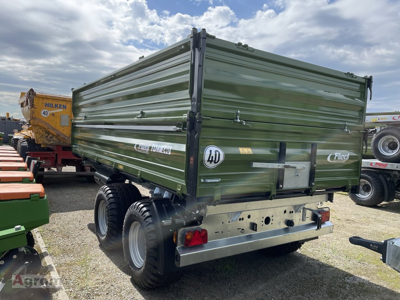 Fliegl TDK 140 FOX - Сельскохозяйственный прицеп-самосвал: фото 3 Fliegl TDK 140 FOX - Сельскохозяйственный прицеп-самосвал: фото 3
