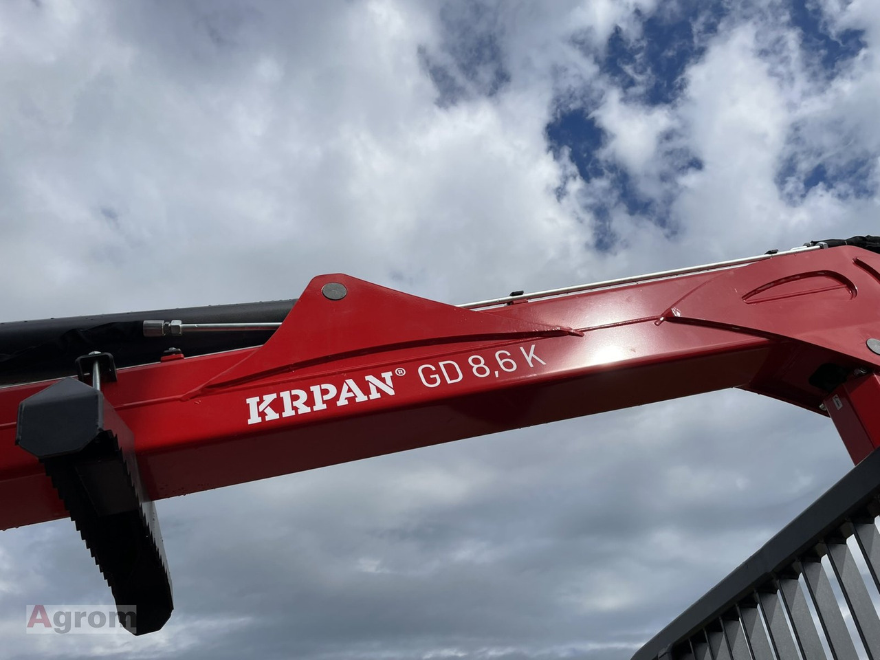 Новый Лесной прицеп Krpan GP 15 D + Kran 8,6 K: фото 10 Новый Лесной прицеп Krpan GP 15 D + Kran 8,6 K: фото 10