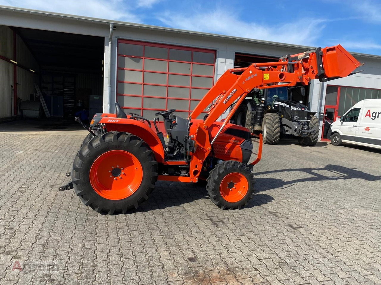 Kubota L 1501 - Трактор: фото 3 Kubota L 1501 - Трактор: фото 3