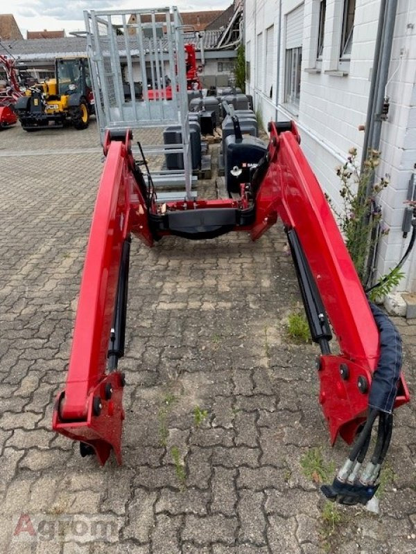 Massey Ferguson 4327 - Фронтальный погрузчик для трактора: фото 3 Massey Ferguson 4327 - Фронтальный погрузчик для трактора: фото 3