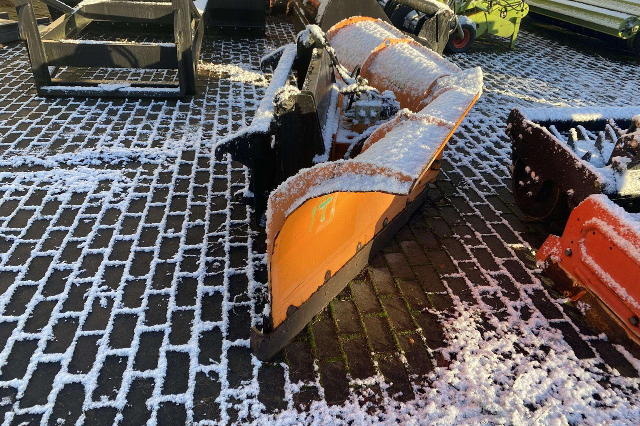 Faim 270 - Отвал для снега: фото 2 Faim 270 - Отвал для снега: фото 2