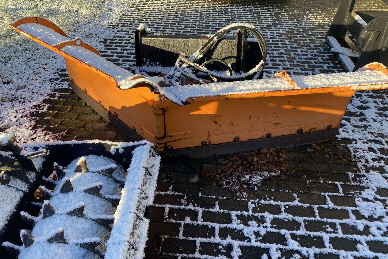 Faim 270 - Отвал для снега: фото 1 Faim 270 - Отвал для снега: фото 1