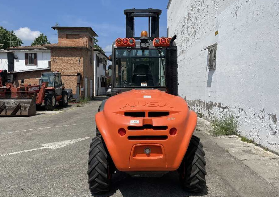 Ausa C 350 H X4 (4400 ore) - Внедорожный погрузчик: фото 3 Ausa C 350 H X4 (4400 ore) - Внедорожный погрузчик: фото 3