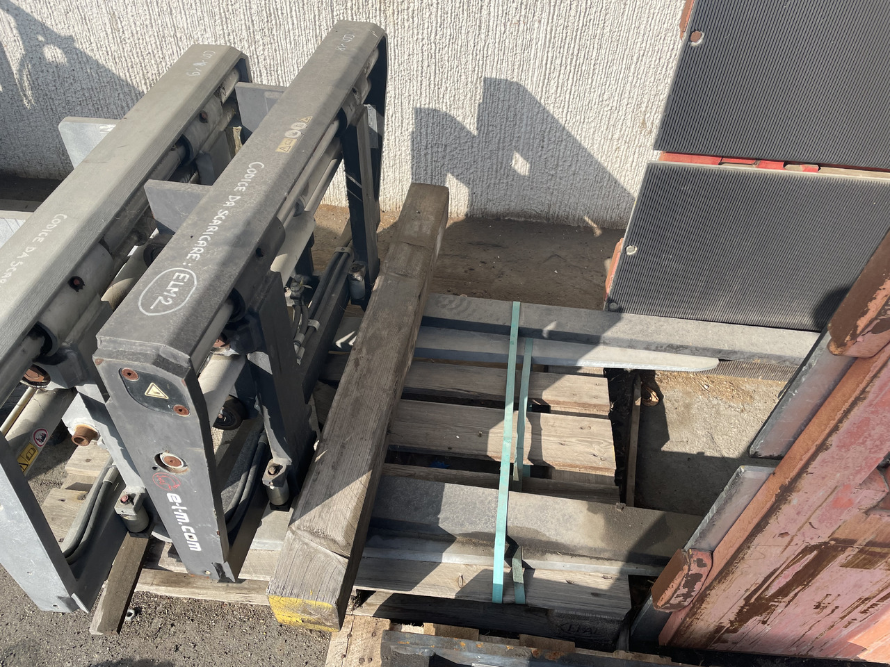 ELM - Вилы для Вилочных погрузчиков: фото 1 ELM - Вилы для Вилочных погрузчиков: фото 1