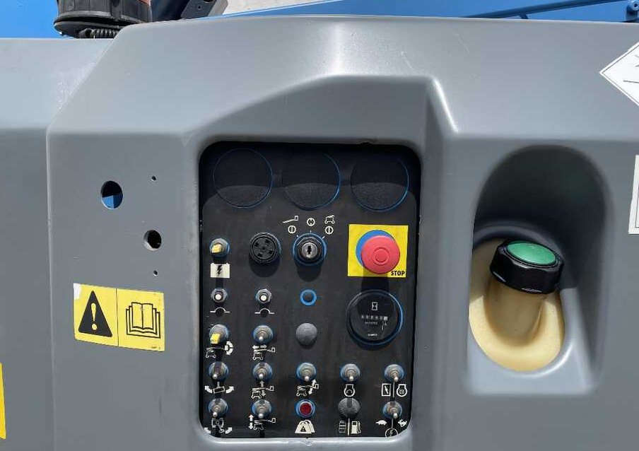 GENIE Z 34/22 (4x4) - Коленчатый подъемник: фото 4 GENIE Z 34/22 (4x4) - Коленчатый подъемник: фото 4