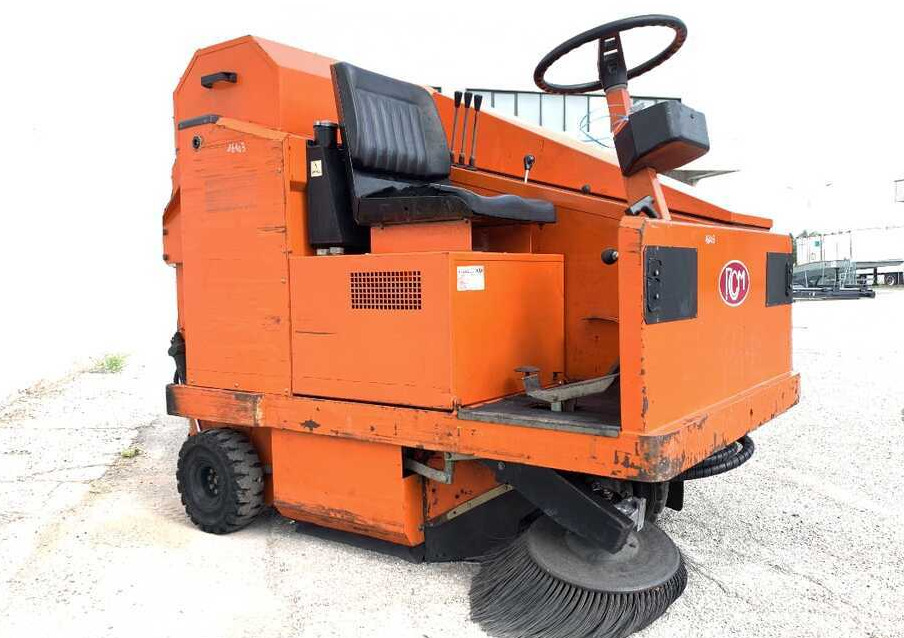 RCM T 9000 TD/1 - Промышленная подметальная машина: фото 4 RCM T 9000 TD/1 - Промышленная подметальная машина: фото 4