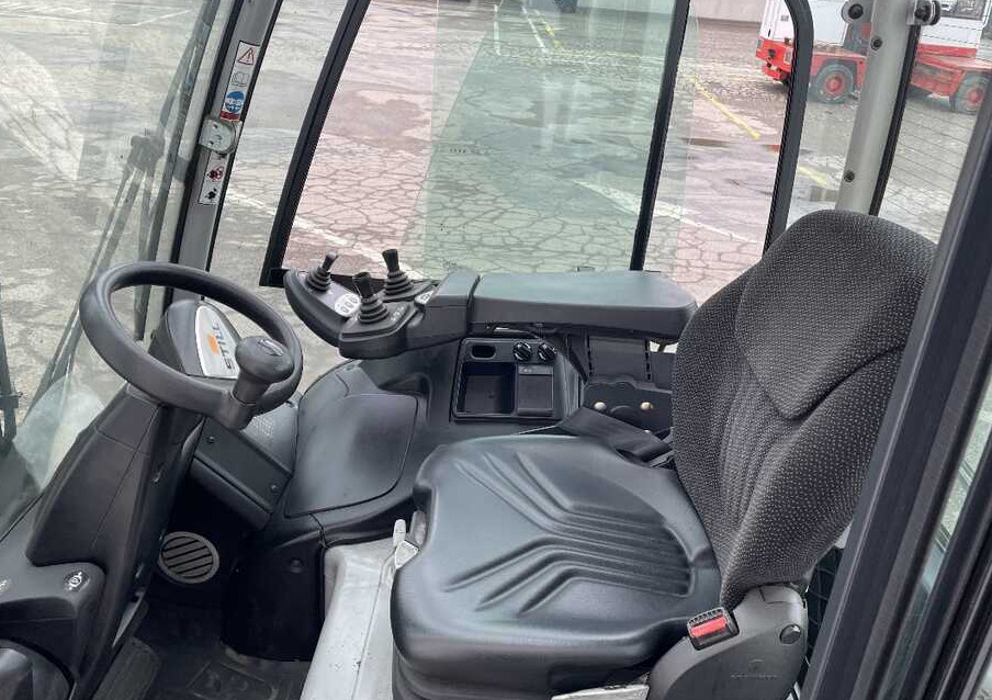 Still RX 20-16 P - Электропогрузчик: фото 3 Still RX 20-16 P - Электропогрузчик: фото 3