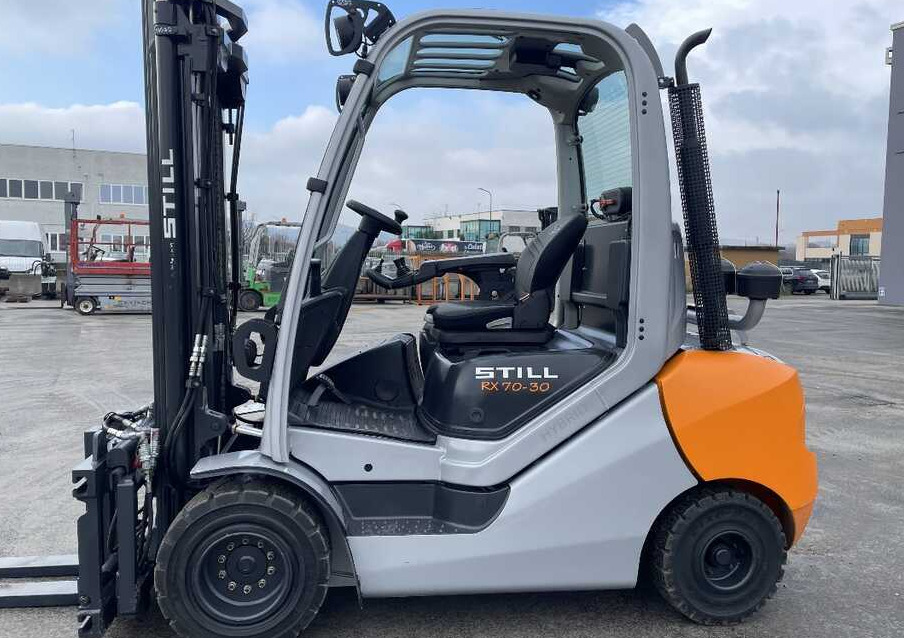 Still RX 70-30 - Дизельный погрузчик: фото 2 Still RX 70-30 - Дизельный погрузчик: фото 2