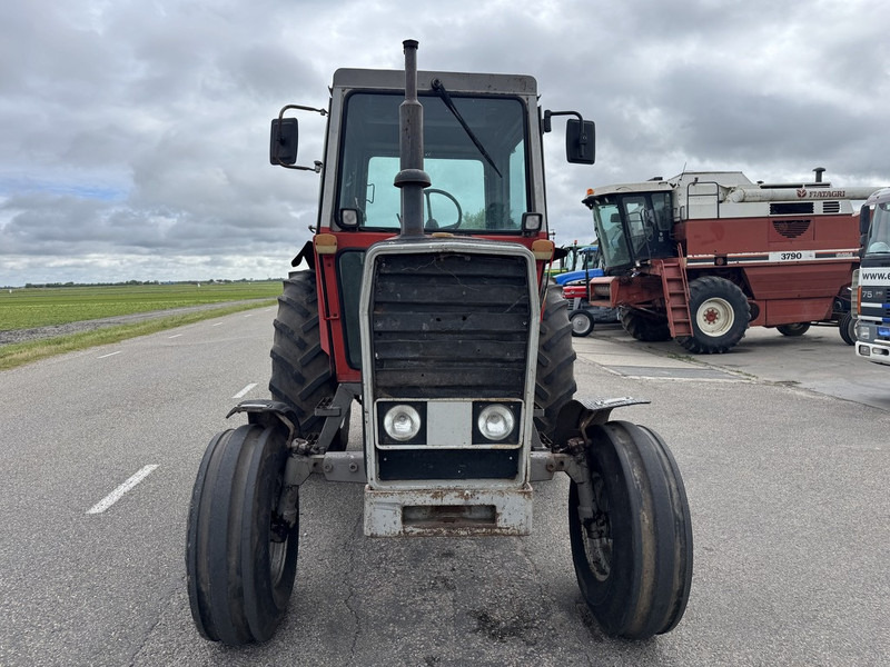 Massey Ferguson 590 - Трактор: фото 2 Massey Ferguson 590 - Трактор: фото 2