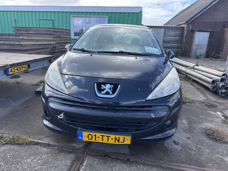 Peugeot 207 - Легковой автомобиль: фото 2 Peugeot 207 - Легковой автомобиль: фото 2