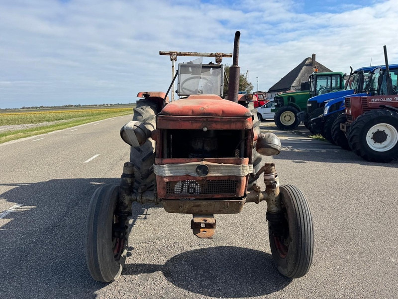 Zetor 4511 - Трактор: фото 2 Zetor 4511 - Трактор: фото 2