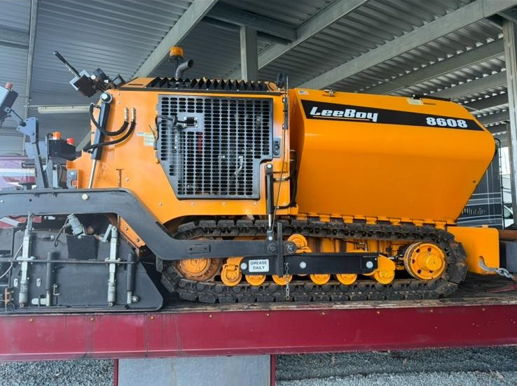 Leeboy 8608 - Асфальтоукладчик: фото 2 Leeboy 8608 - Асфальтоукладчик: фото 2