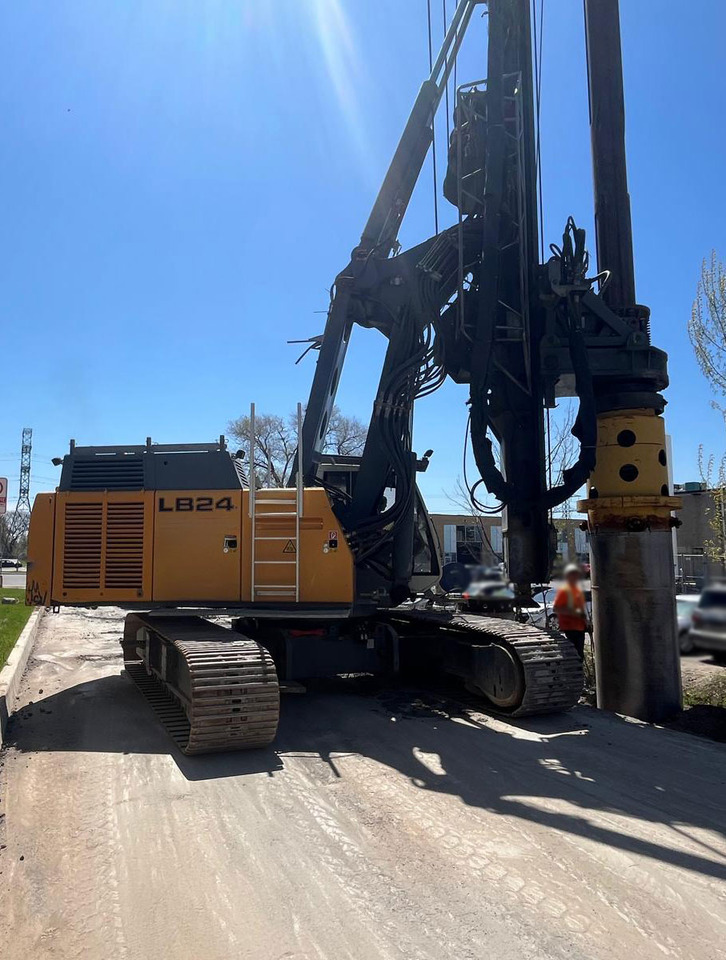 Сваебойная установка Liebherr LB-24: фото 6 Сваебойная установка Liebherr LB-24: фото 6