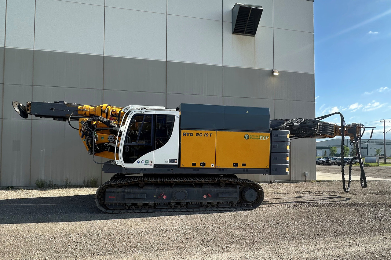 RTG RG19T - Сваебойная установка: фото 1 RTG RG19T - Сваебойная установка: фото 1