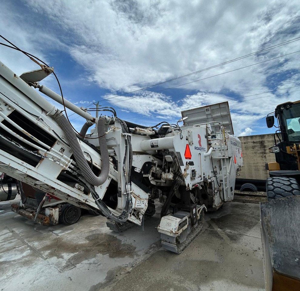 Roadtec RX-600E - Дорожная фреза: фото 1 Roadtec RX-600E - Дорожная фреза: фото 1