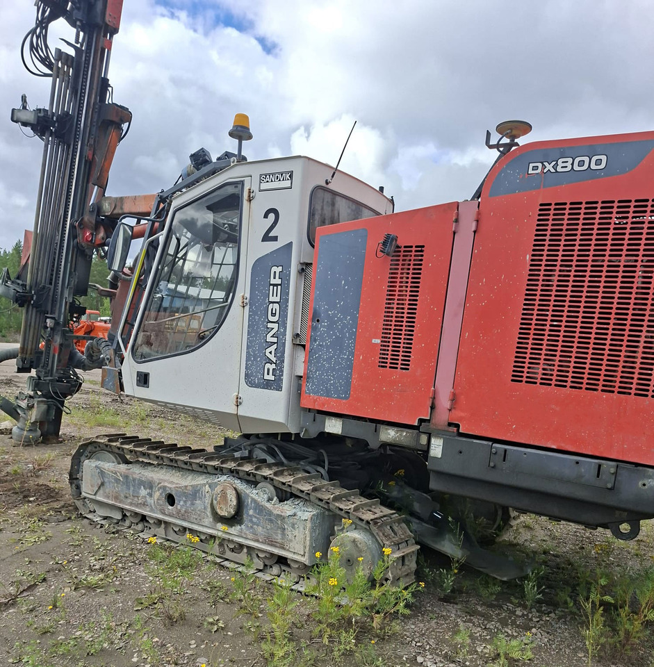 Sandvik DX800 - Буровая машина: фото 2 Sandvik DX800 - Буровая машина: фото 2