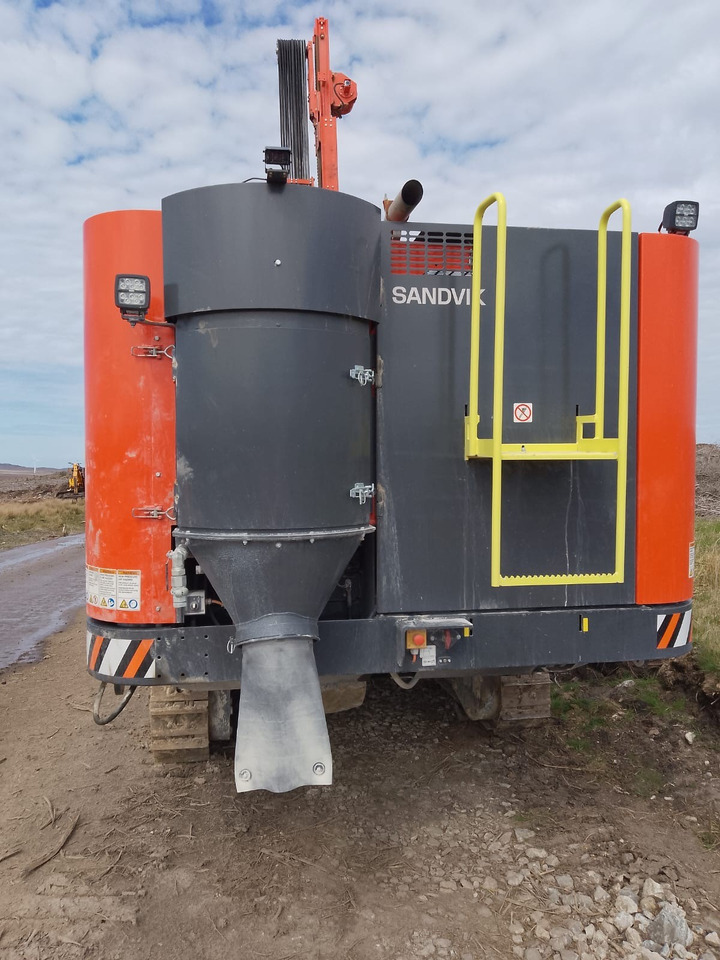 Sandvik DX800 - Буровая машина: фото 5 Sandvik DX800 - Буровая машина: фото 5