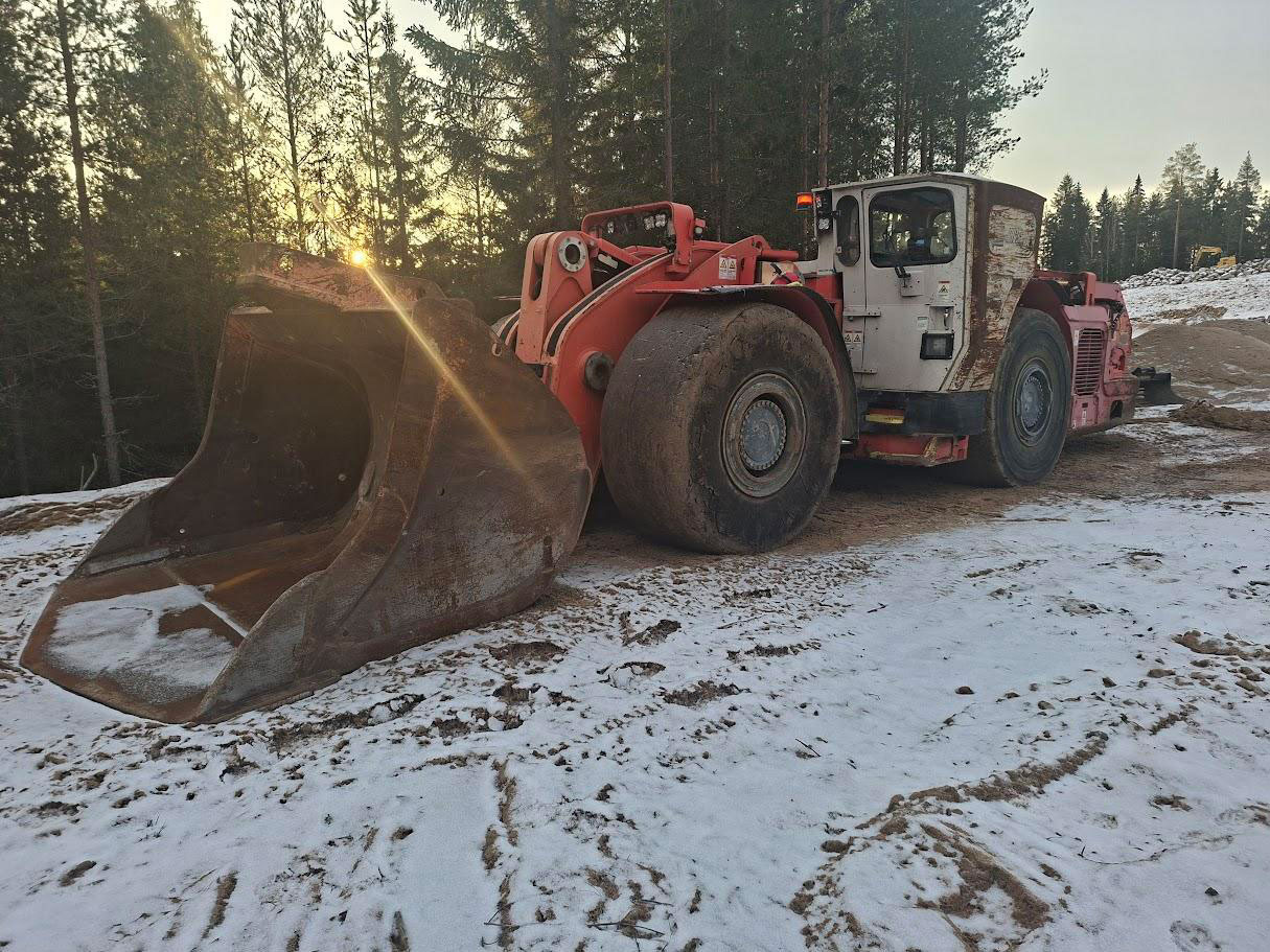 Sandvik LH514 - Горнодобывающая техника: фото 3 Sandvik LH514 - Горнодобывающая техника: фото 3