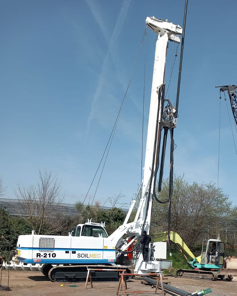 Soilmec R-210 - Сваебойная установка: фото 2 Soilmec R-210 - Сваебойная установка: фото 2