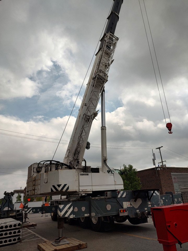 Tadano ATF 220G-5 - Вседорожный кран: фото 5 Tadano ATF 220G-5 - Вседорожный кран: фото 5