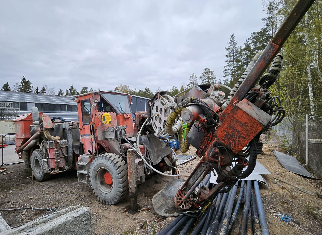 Tamrock Cabolt 530 - Техника для горизонтального бурения: фото 4 Tamrock Cabolt 530 - Техника для горизонтального бурения: фото 4