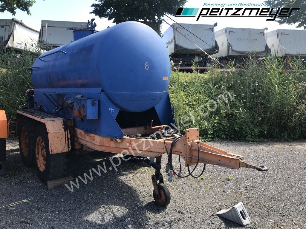 BATHE TANDEMANHÄNGER Bitum / Teerkocher 3,5 m³ - Прицеп-цистерна: фото 3 BATHE TANDEMANHÄNGER Bitum / Teerkocher 3,5 m³ - Прицеп-цистерна: фото 3