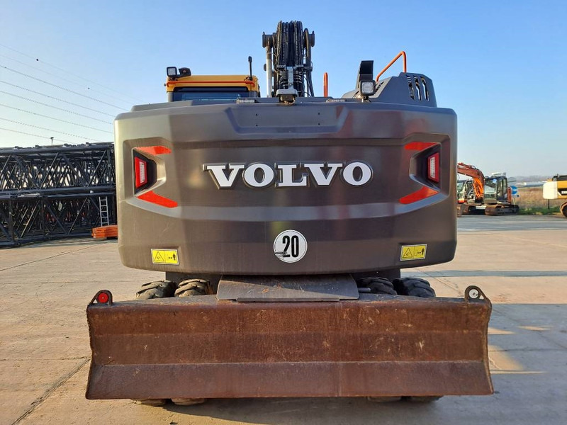 Volvo EW160E - Колёсный экскаватор: фото 3 Volvo EW160E - Колёсный экскаватор: фото 3