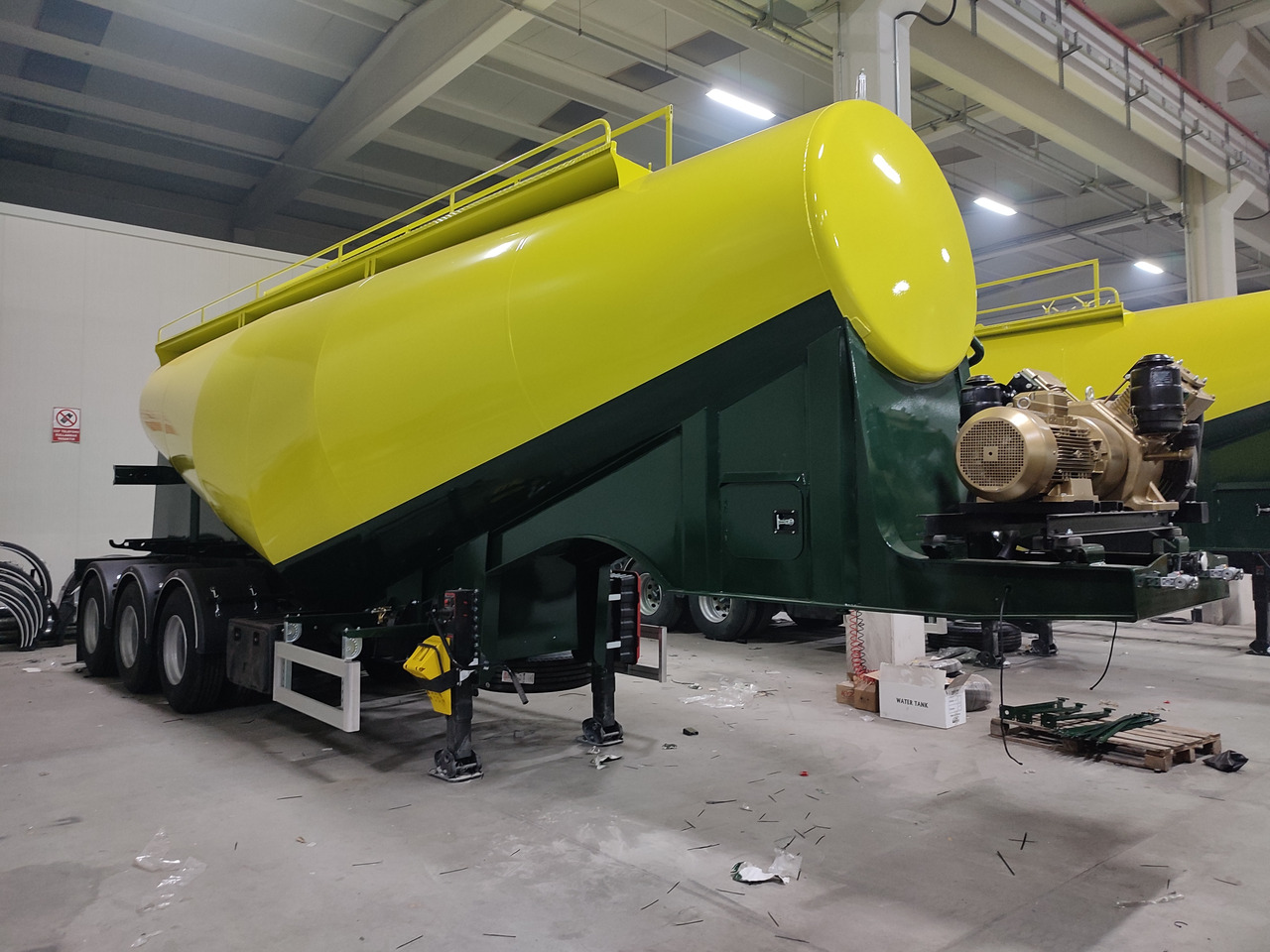 SINAN Steel V type - Полуприцеп цистерна для сыпучих грузов: фото 3 SINAN Steel V type - Полуприцеп цистерна для сыпучих грузов: фото 3