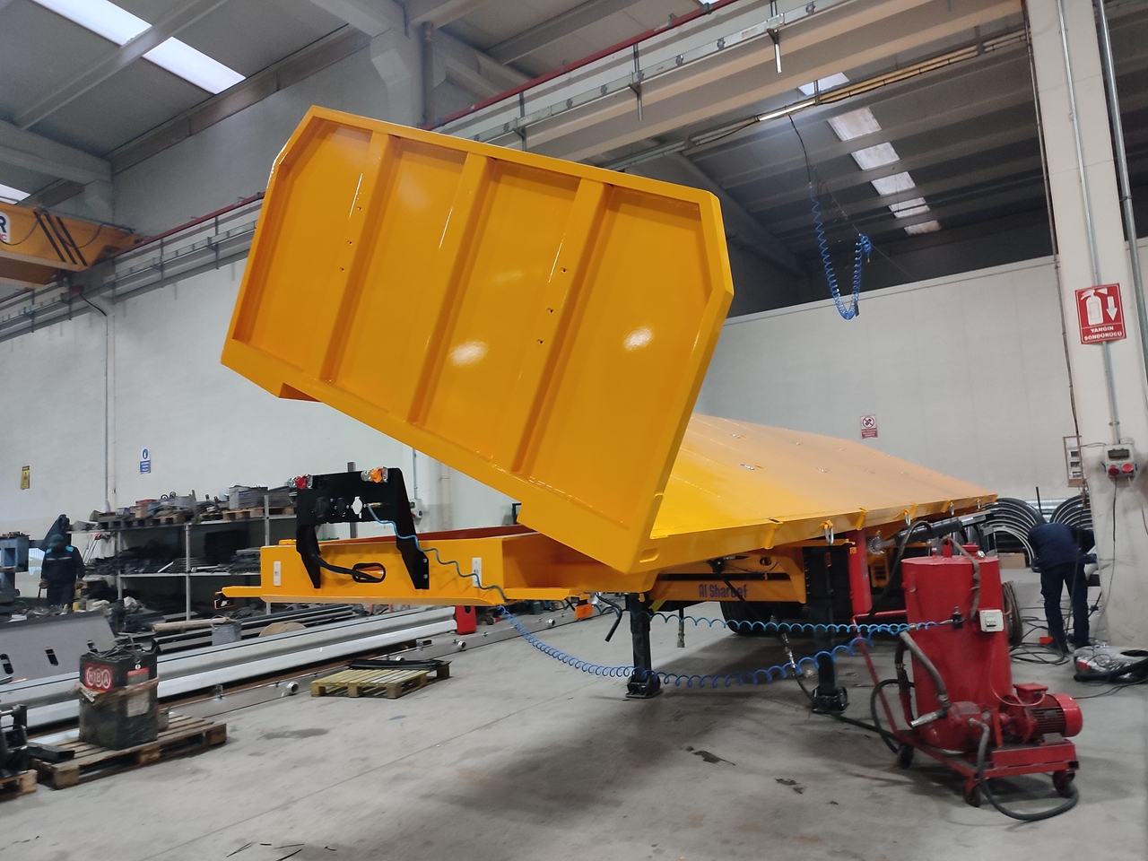 SINAN TANKER-TREYLER FlatBed - Special Platform - Полуприцеп бортовой/ Платформа: фото 2 SINAN TANKER-TREYLER FlatBed - Special Platform - Полуприцеп бортовой/ Платформа: фото 2