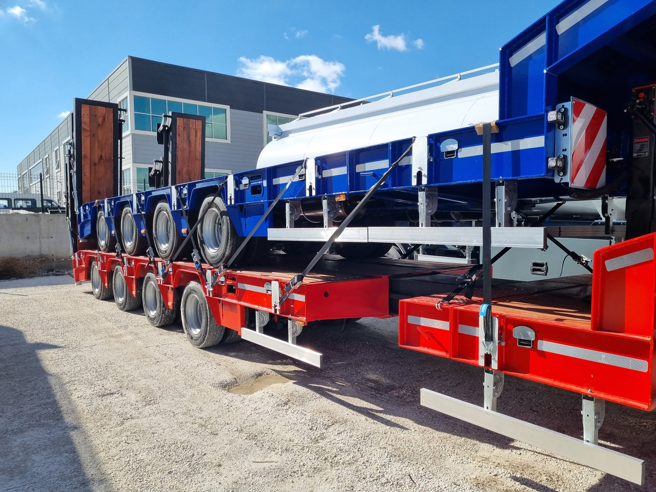 Sinan Tanker Lowbed - Низкорамный полуприцеп: фото 3 Sinan Tanker Lowbed - Низкорамный полуприцеп: фото 3
