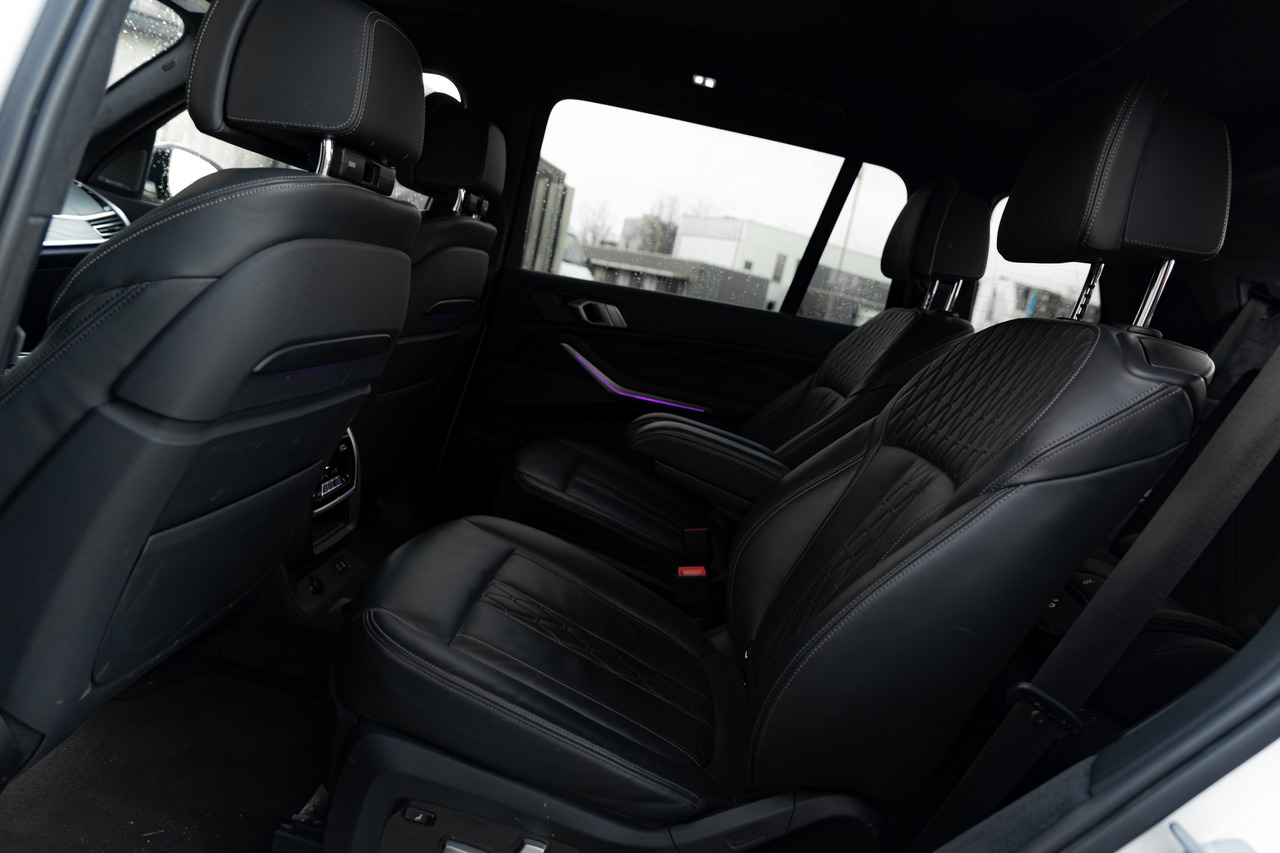 Легковой автомобиль BMW X7 M50D X Drive M package, 6 seats: фото 16