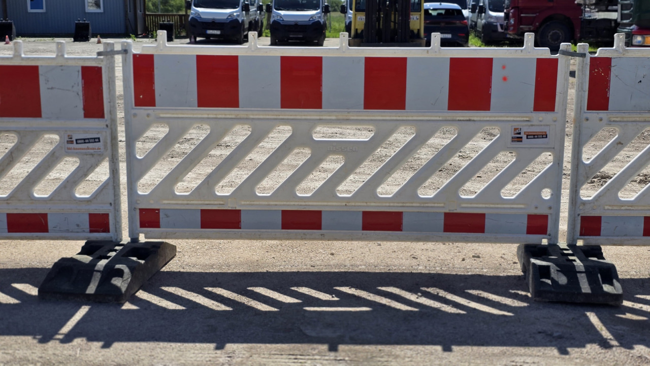 Nissen barrier fence. 2100x1100 - Инструмент/ Оборудование: фото 4 Nissen barrier fence. 2100x1100 - Инструмент/ Оборудование: фото 4