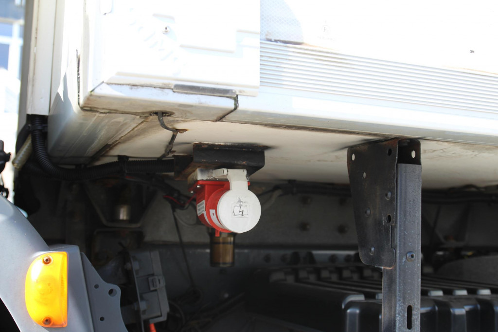 Daf LF 250 E6 Carrier Supra Strom Tür + LBW Kamera - Рефрижератор: фото 5 Daf LF 250 E6 Carrier Supra Strom Tür + LBW Kamera - Рефрижератор: фото 5