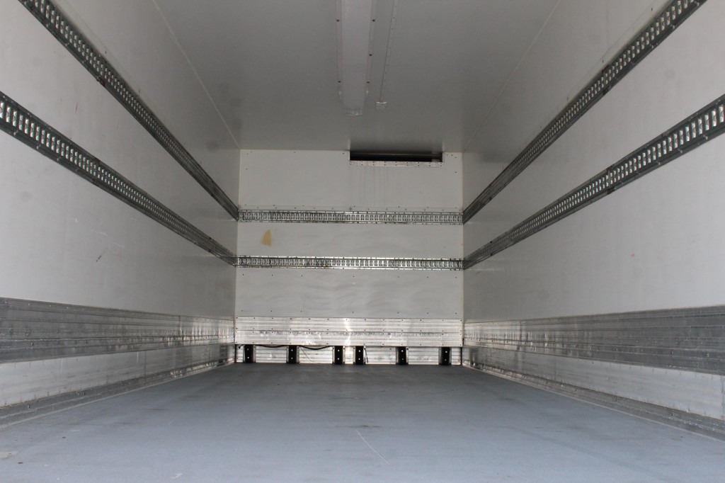 Daf LF 280 E6 Frigoblock LBW Rolltor Strom Klima - Рефрижератор: фото 2 Daf LF 280 E6 Frigoblock LBW Rolltor Strom Klima - Рефрижератор: фото 2