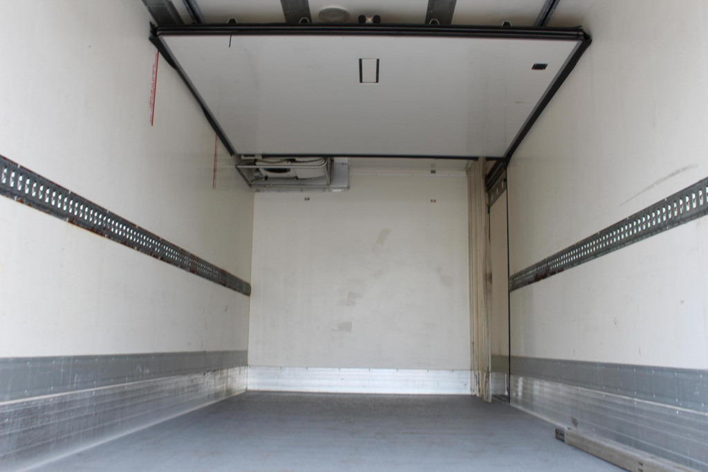 Renault Midlum 220 E5 CS 850 MT Strom Tür+LBW FRC - Грузовик: фото 3 Renault Midlum 220 E5 CS 850 MT Strom Tür+LBW FRC - Грузовик: фото 3