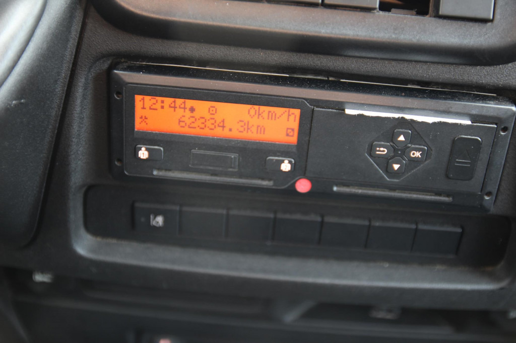 Iveco Daily 70-150 KLUBBK42P 14,8 m 2 Pers.Korb 835 h - Грузовик с подъемником: фото 5 Iveco Daily 70-150 KLUBBK42P 14,8 m 2 Pers.Korb 835 h - Грузовик с подъемником: фото 5