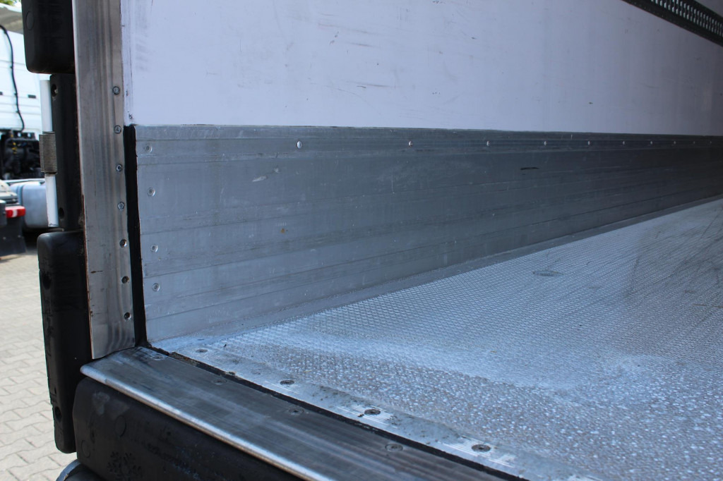 Lamberet TK SLXi Spectrum 2,65h Bi-Multi-Temp. TW LBW - Полуприцеп-рефрижератор: фото 3 Lamberet TK SLXi Spectrum 2,65h Bi-Multi-Temp. TW LBW - Полуприцеп-рефрижератор: фото 3