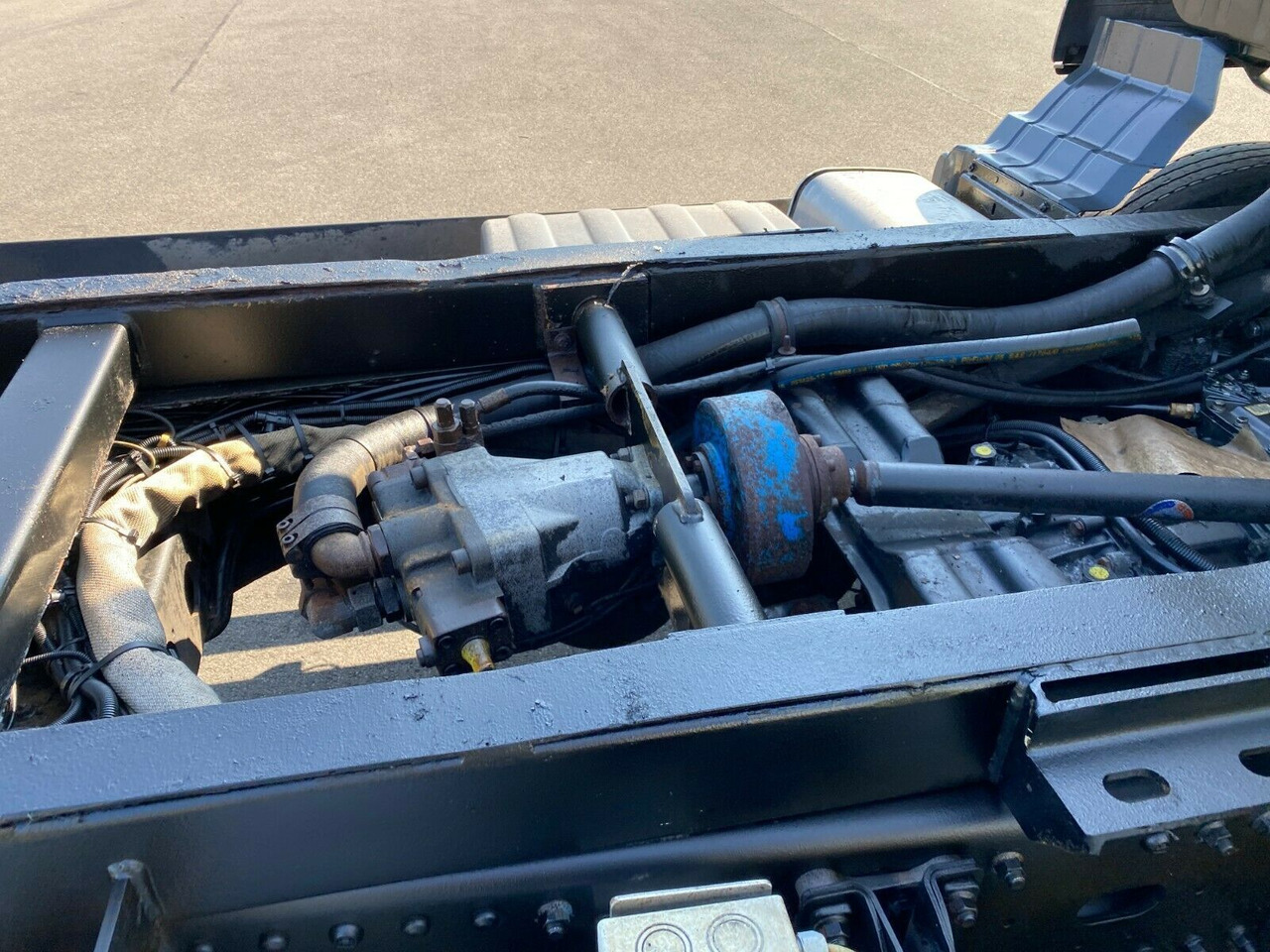 MAN 26.320 TGA 6x2 MAN 26.320 TGA 6x2 - Грузовик-шасси: фото 5 MAN 26.320 TGA 6x2 MAN 26.320 TGA 6x2 - Грузовик-шасси: фото 5