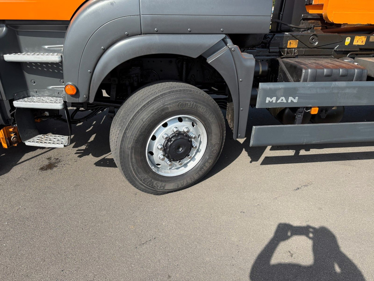 MAN TGA 18.350 4x4 Meiler Abroller RK 14.45 Winterd. - Крюковой мультилифт: фото 4 MAN TGA 18.350 4x4 Meiler Abroller RK 14.45 Winterd. - Крюковой мультилифт: фото 4