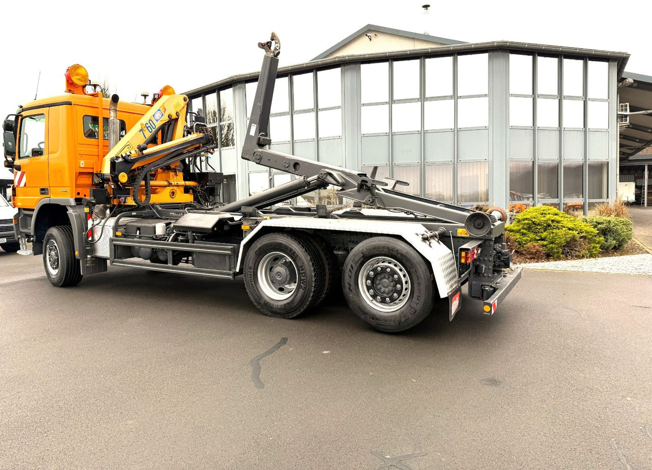 Mercedes-Benz Actros 2632 6x4/2 Meiller + HMF Kran - Крюковой мультилифт, Автоманипулятор: фото 3 Mercedes-Benz Actros 2632 6x4/2 Meiller + HMF Kran - Крюковой мультилифт, Автоманипулятор: фото 3