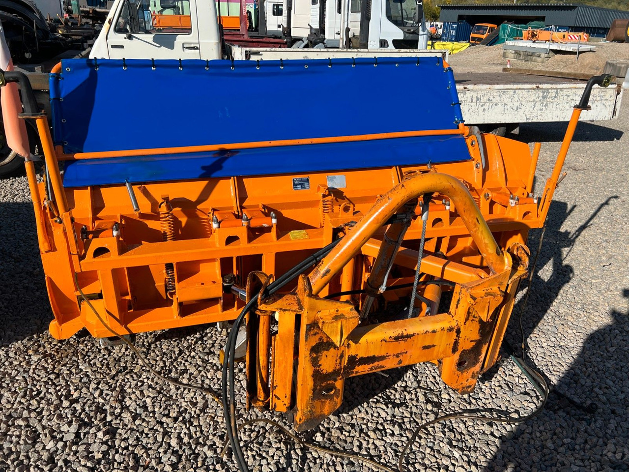 Mehrere Schneepflüge Schmidt, Küpper Weisser mehrere Schneepflüge Schmidt, Küpper Weisser - Отвал для снега: фото 5 Mehrere Schneepflüge Schmidt, Küpper Weisser mehrere Schneepflüge Schmidt, Küpper Weisser - Отвал для снега: фото 5