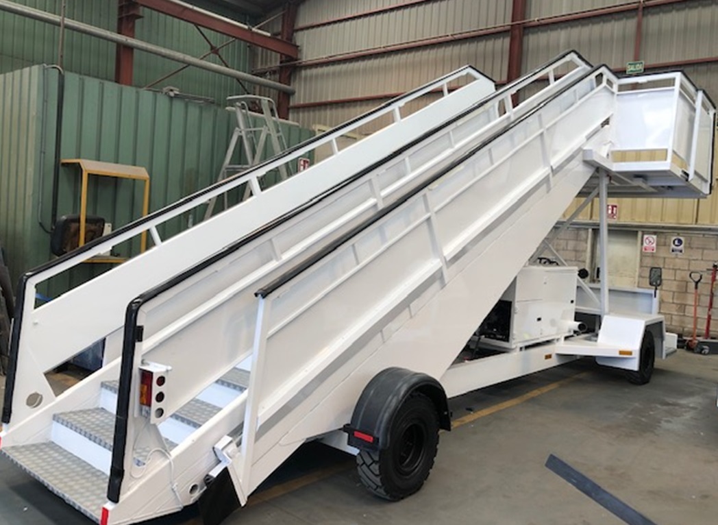 EINSA Passenger Stairs EDU Wide - Пассажирский трап: фото 5 EINSA Passenger Stairs EDU Wide - Пассажирский трап: фото 5