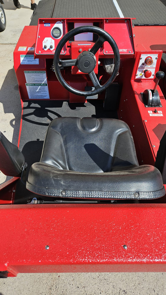 LEKTRO AP8850SD - Аэродромный тягач: фото 5 LEKTRO AP8850SD - Аэродромный тягач: фото 5